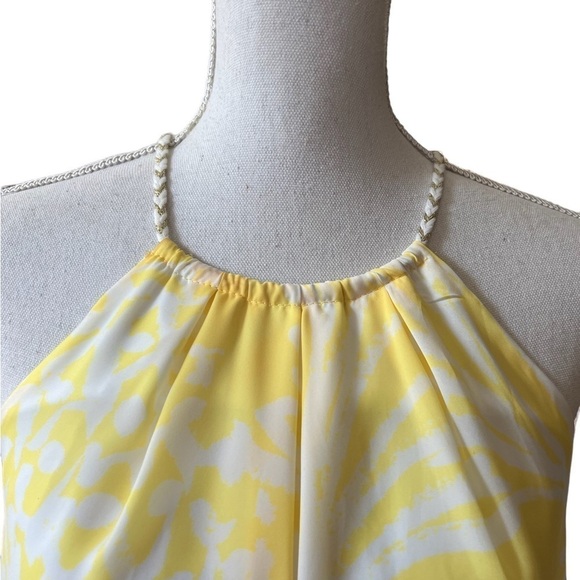 LILY PULITZER FOR TARGET YELLOW AND WHITE SLEEVELESS PULLOVER TOP SIZE SMALL - Picture 4 of 10